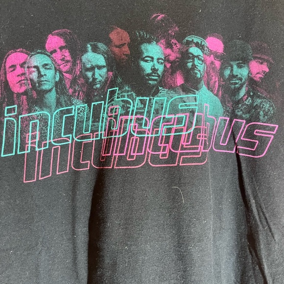 Other - Incubus small black graphic vintage preowned tshirt